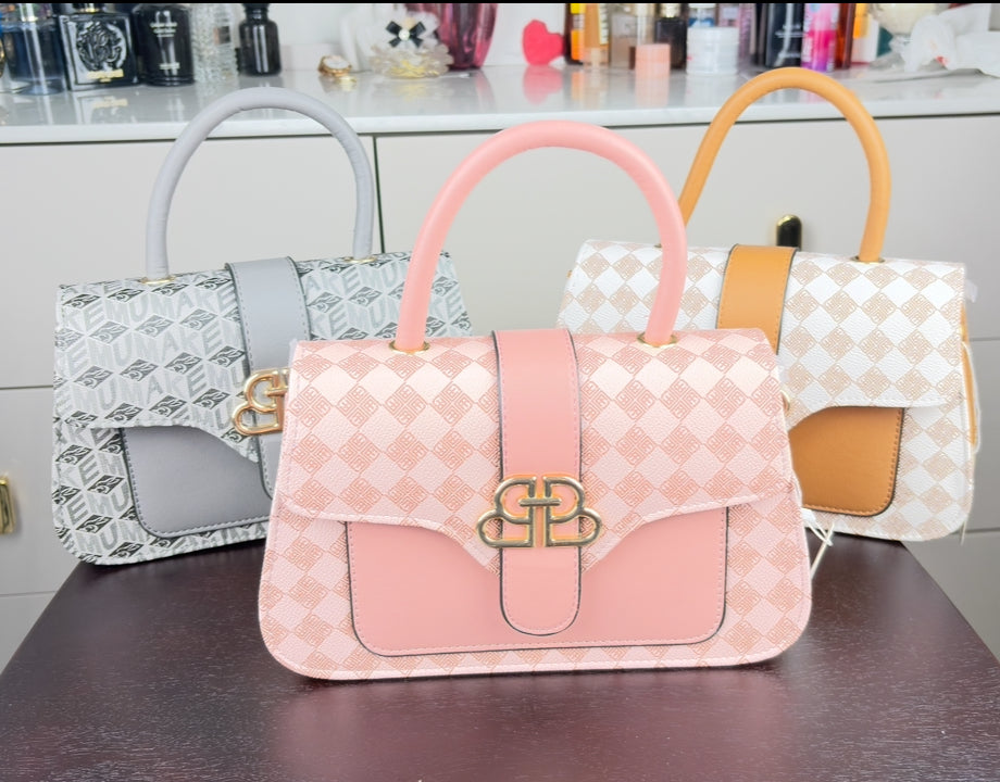 QHNEW Classic Women hand and shoulder Bag (Different Colors)